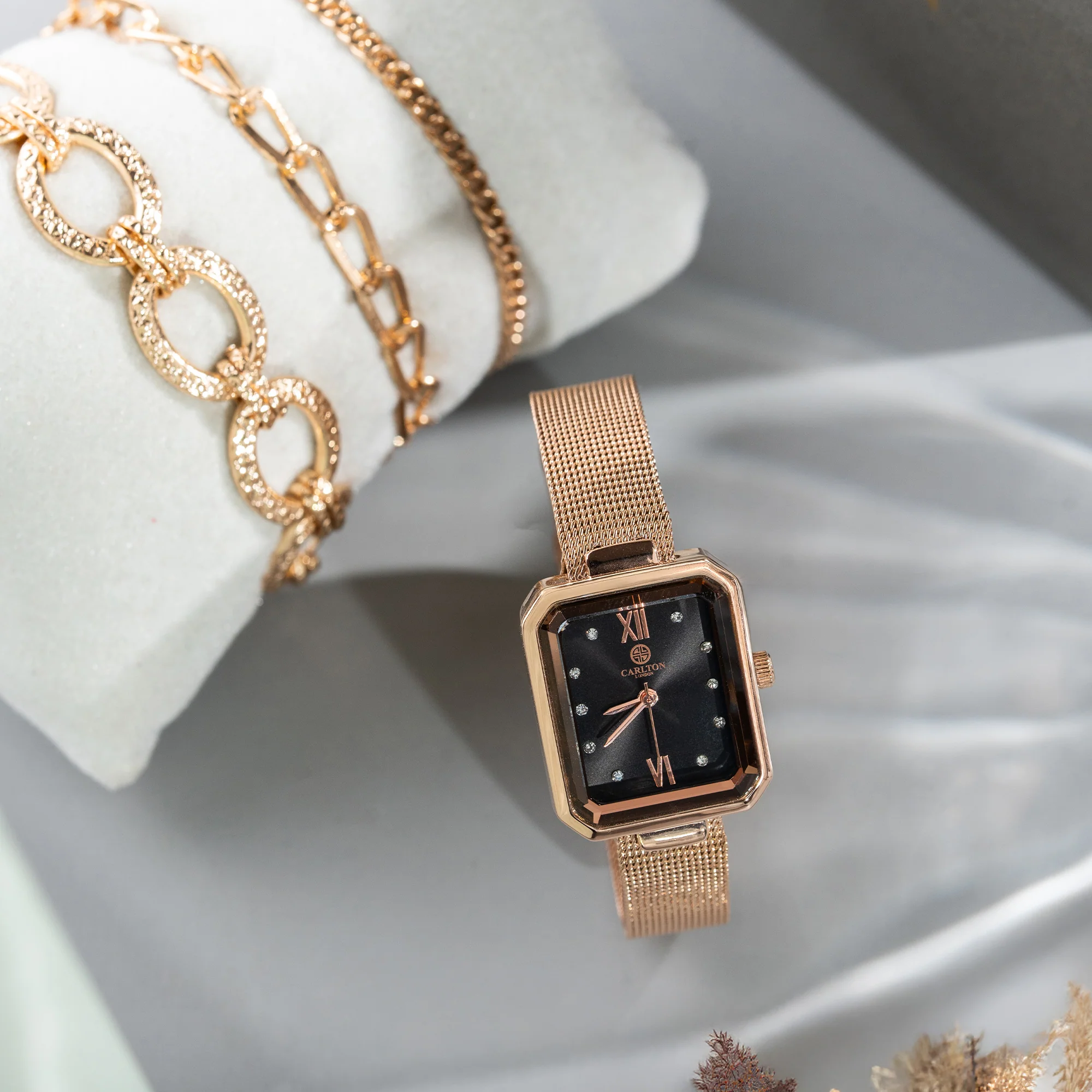 Women Gift set Of 4 Black Dial Watch + 3 Bracelets - CLPLG078 - Image 5